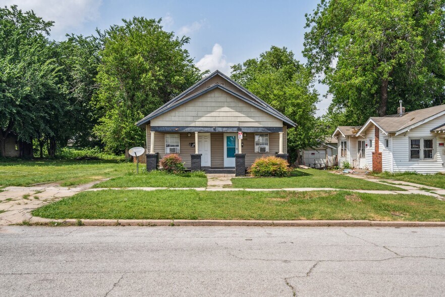 2123 W Park Pl, Oklahoma City, OK à vendre - Photo du bâtiment - Image 2 de 38