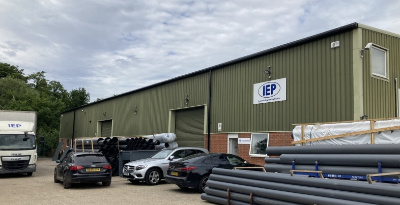 4 Passfield Rd, Liphook for lease - Building Photo - Image 2 of 2