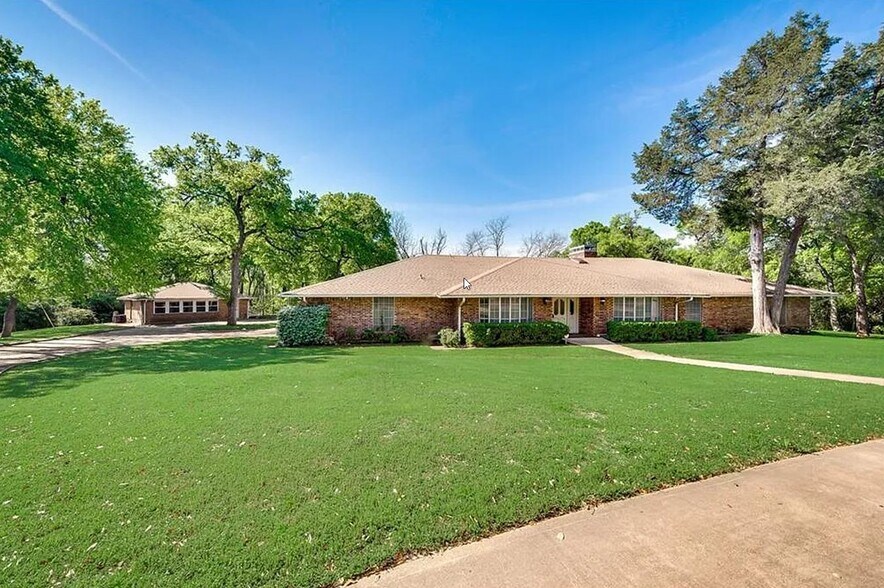 722 E Wheatland Rd, Duncanville, TX à vendre - Photo du bâtiment - Image 2 de 40