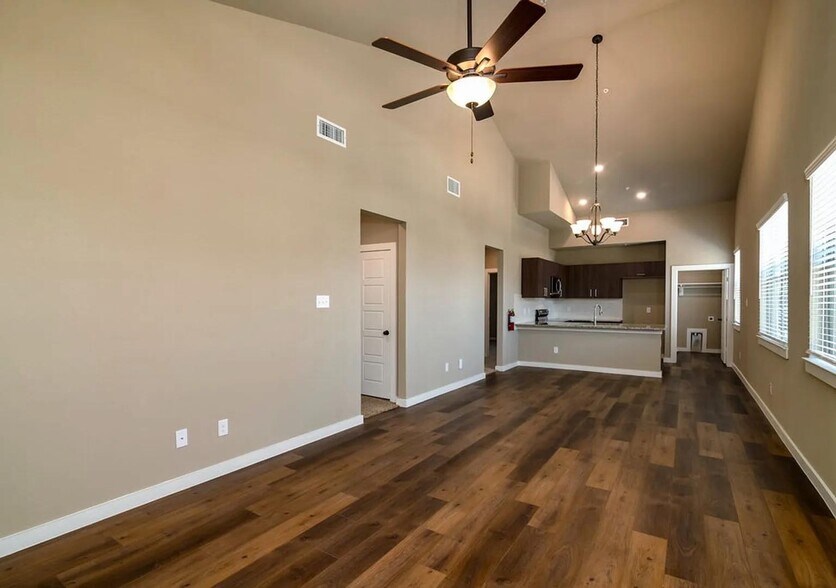 640 Fallow Dr, Venus, TX à vendre - Photo du bâtiment - Image 3 de 26