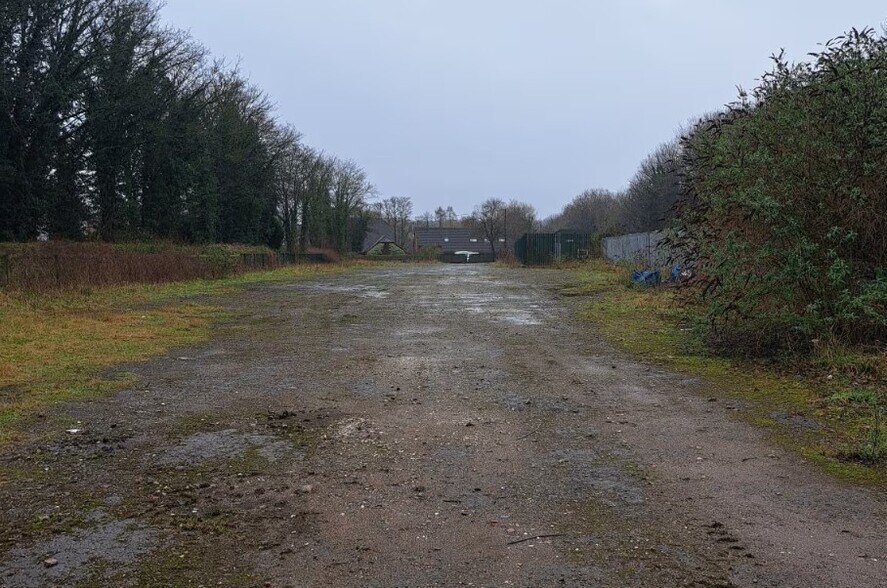 Station Rd, Wrexham à louer - Photo du bâtiment - Image 1 de 2