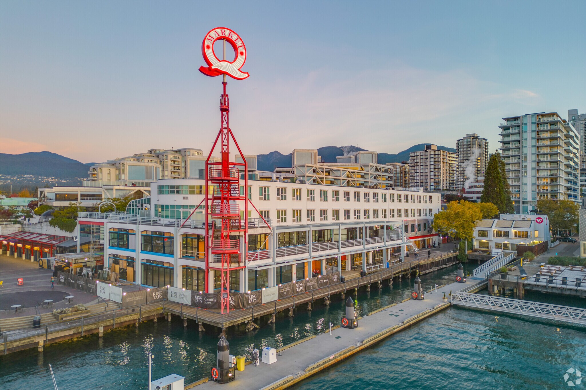 123 Carrie Cates Ct, North Vancouver, BC for lease Primary Photo- Image 1 of 8