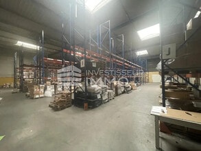 Bureau dans Torcy à louer Photo intérieure- Image 1 de 8