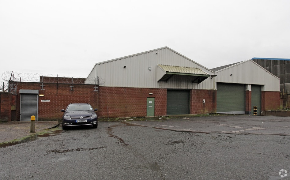 Barlow Dr, West Bromwich for lease - Building Photo - Image 2 of 2