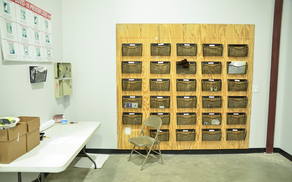 13085 Harmon Rd, Fort Worth, TX for lease - Interior Photo - Image 2 of 26