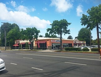 Plus de détails pour 13321 Burbank Blvd, Van Nuys, CA - Commerce de détail à louer