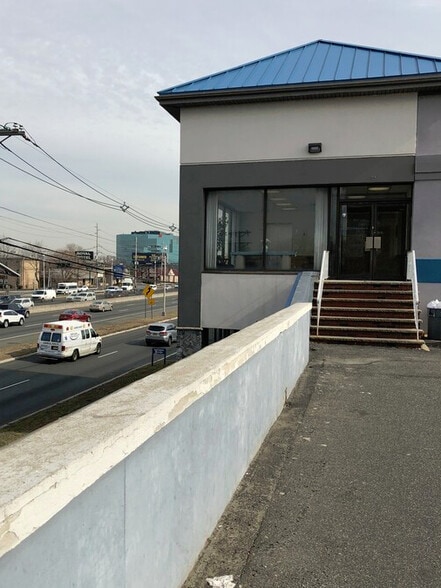 255 Route 3, Secaucus, NJ à louer - Photo du bâtiment - Image 2 de 6