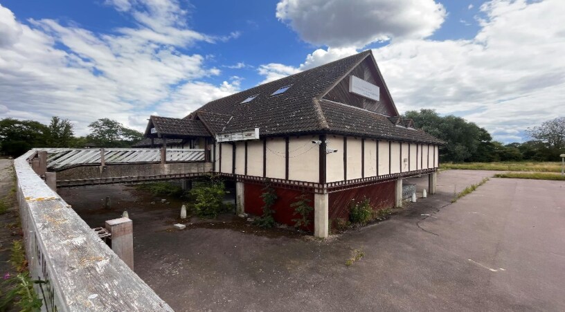 Girtford Bridge, Sandy à vendre - Photo du bâtiment - Image 2 de 5