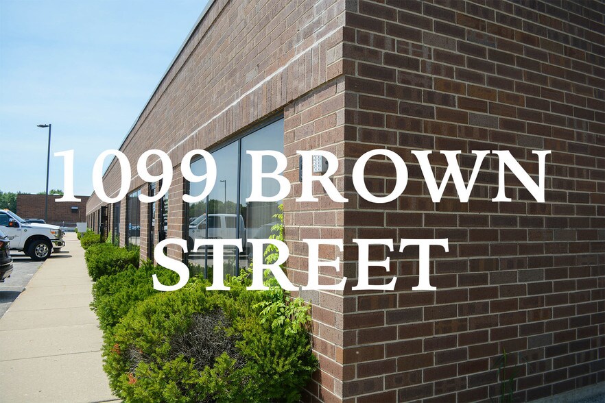 1099 Brown St, Wauconda, IL à vendre - Autre - Image 2 de 7