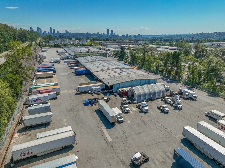 7890 Express St, Burnaby, BC à louer - Aérien - Image 3 de 13