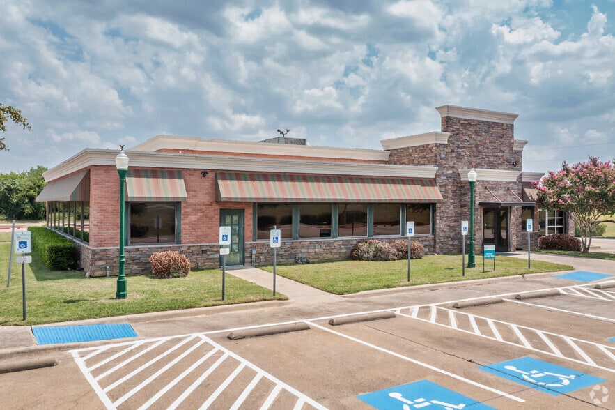 2290 S Stemmons Fwy, Lewisville, TX for lease - Primary Photo - Image 2 of 22