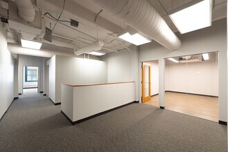 850 W Jackson Blvd, Chicago, IL for lease Interior Photo- Image 2 of 11