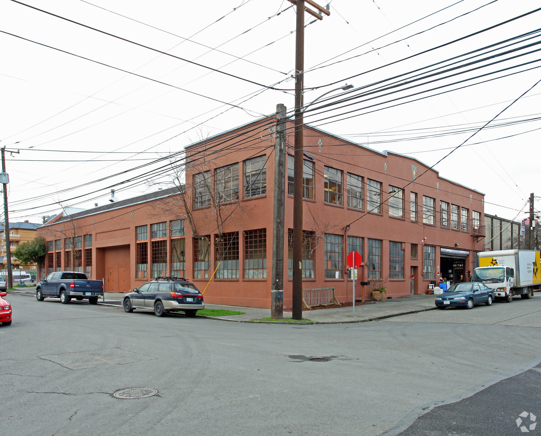 701 6th Ave N, Seattle, WA for lease Building Photo- Image 1 of 8