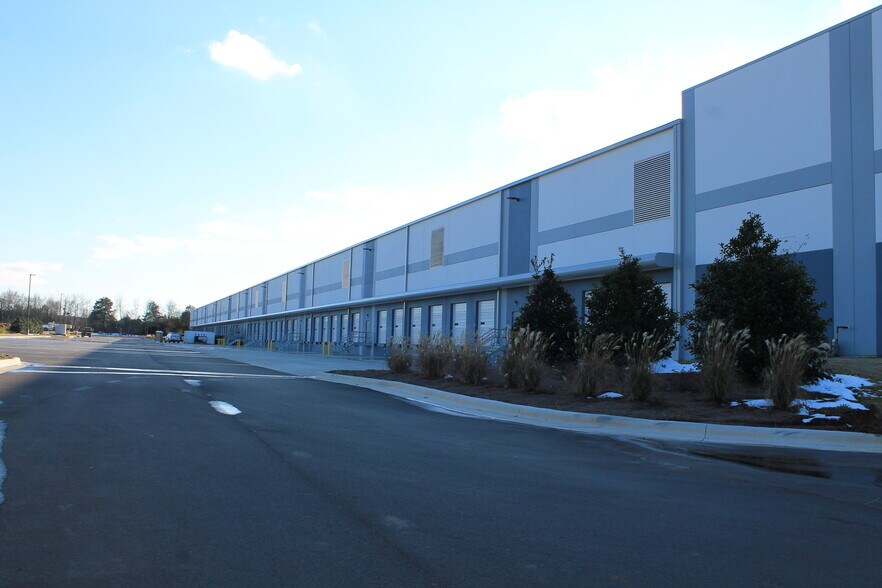 6358 Research Park Blvd NW, Huntsville, AL à louer - Photo du bâtiment - Image 2 de 6