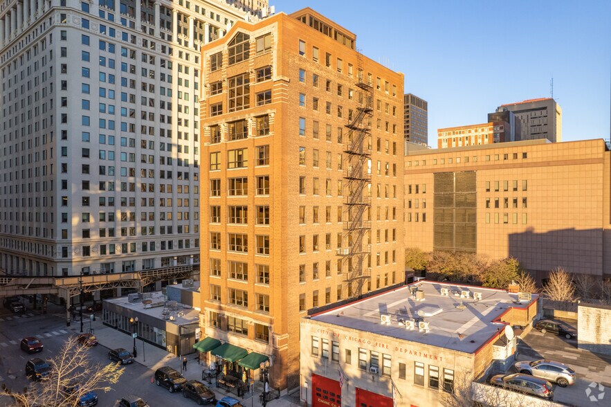 411 S Wells St, Chicago, IL à louer - Photo du bâtiment - Image 1 de 3