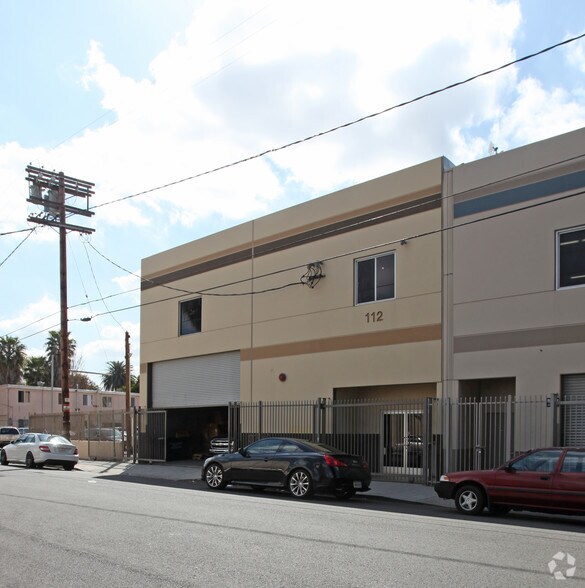 112 E 35th St, Los Angeles, CA for sale - Building Photo - Image 2 of 15