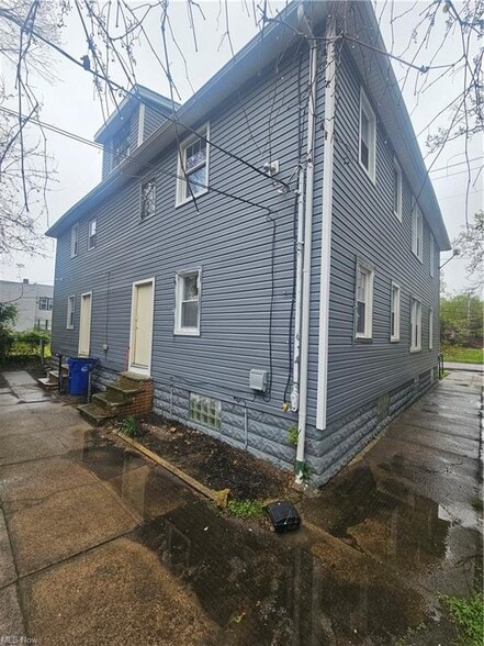 630-634 Eddy Rd, Cleveland, OH for sale - Building Photo - Image 3 of 6