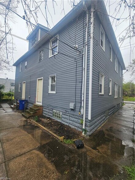 630-634 Eddy Rd, Cleveland, OH à vendre - Photo du bâtiment - Image 3 de 6