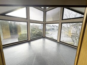 Résidence L'épi D'or, Versailles for lease Interior Photo- Image 1 of 9