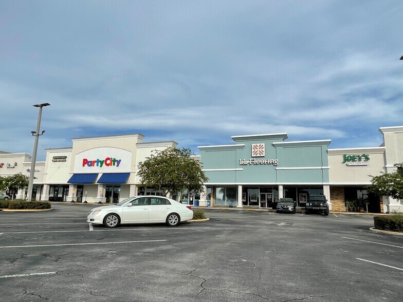5031-5417 US Highway 19, New Port Richey, FL à louer - Photo du bâtiment - Image 3 de 18