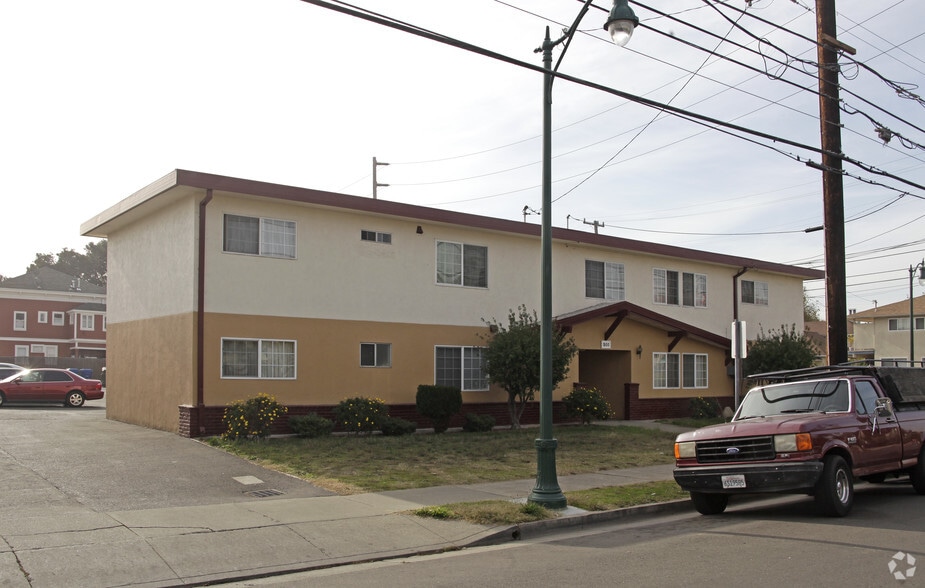 500 Buena Vista Ave, Alameda, CA for sale - Building Photo - Image 2 of 15