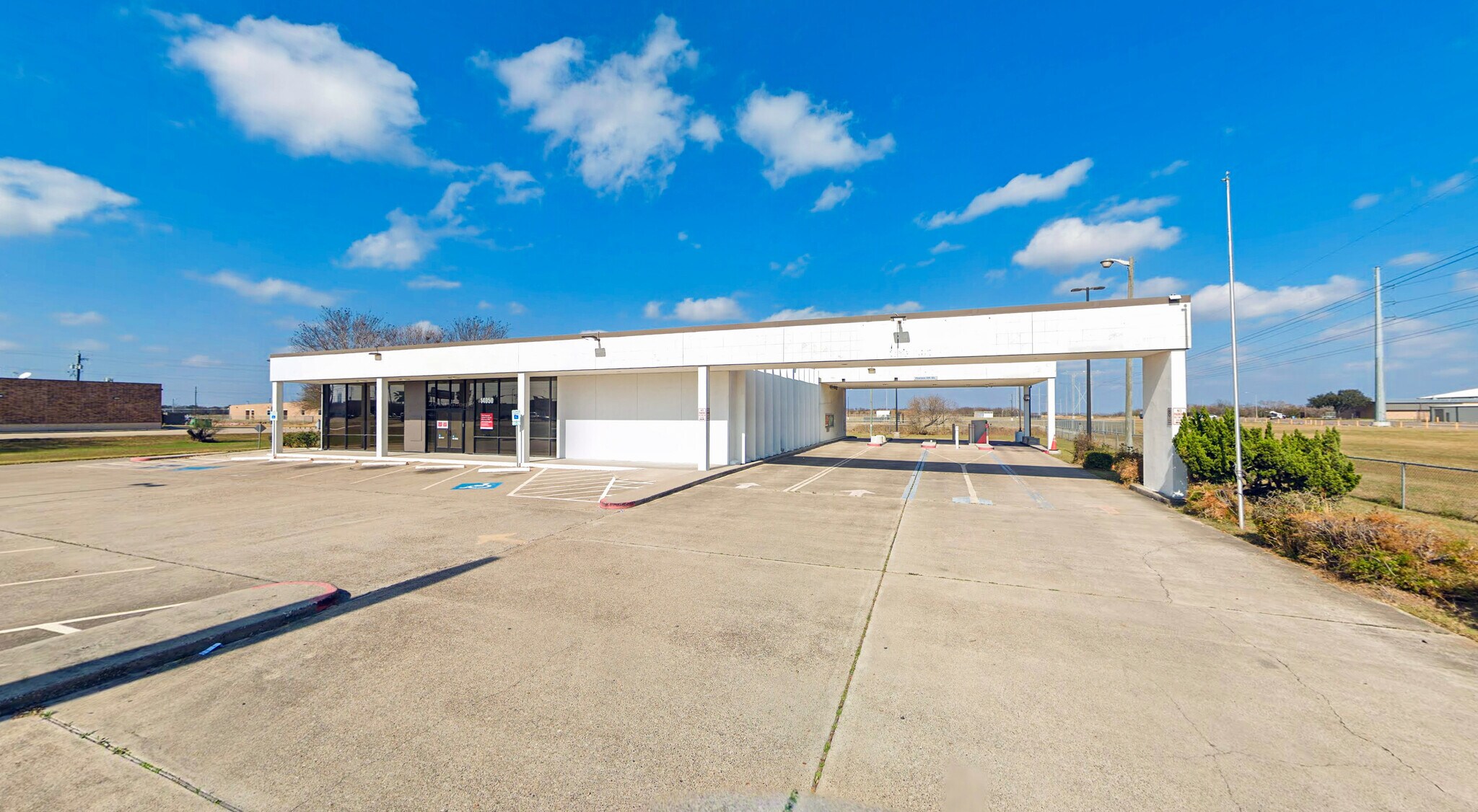 14050 Northwest Blvd, Corpus Christi, TX for lease Primary Photo- Image 1 of 4