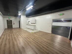 509-523 E Rosecrans Ave, Compton, CA à louer Photo intérieure- Image 2 de 12