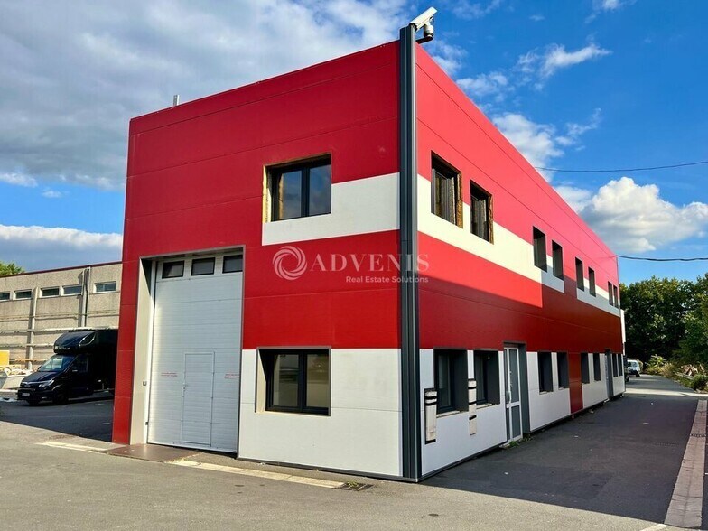 142 Quai De Bezons, Argenteuil à louer - Photo du bâtiment - Image 1 de 9