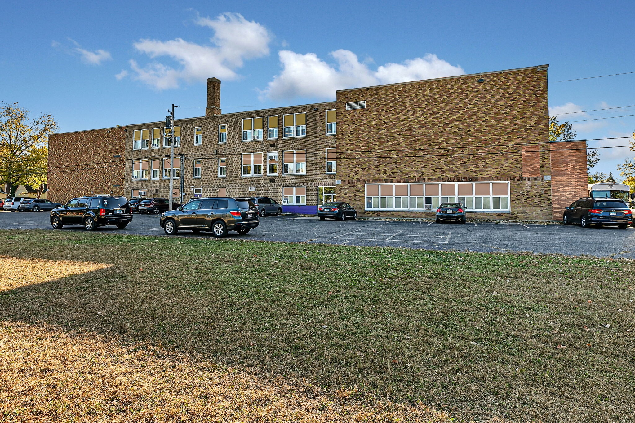 430 3rd Ave NE, Saint Cloud, MN for sale Primary Photo- Image 1 of 42