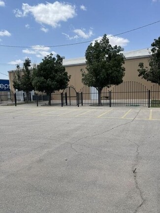 Plus de détails pour 7521 W University Blvd, Odessa, TX - Spécialité à vendre