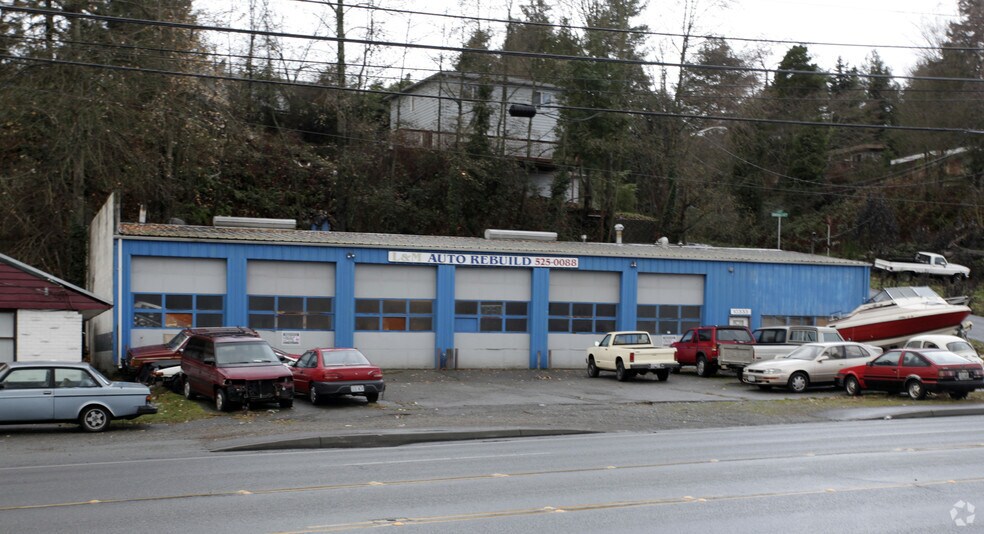 10333 Lake City Way NE, Seattle, WA à vendre - Photo principale - Image 2 de 5