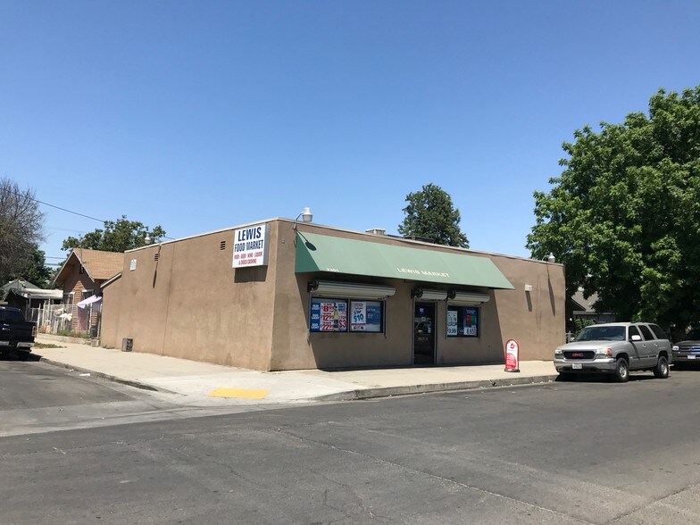 2301 E Lewis St, Fresno, CA à vendre - Photo du bâtiment - Image 2 de 20