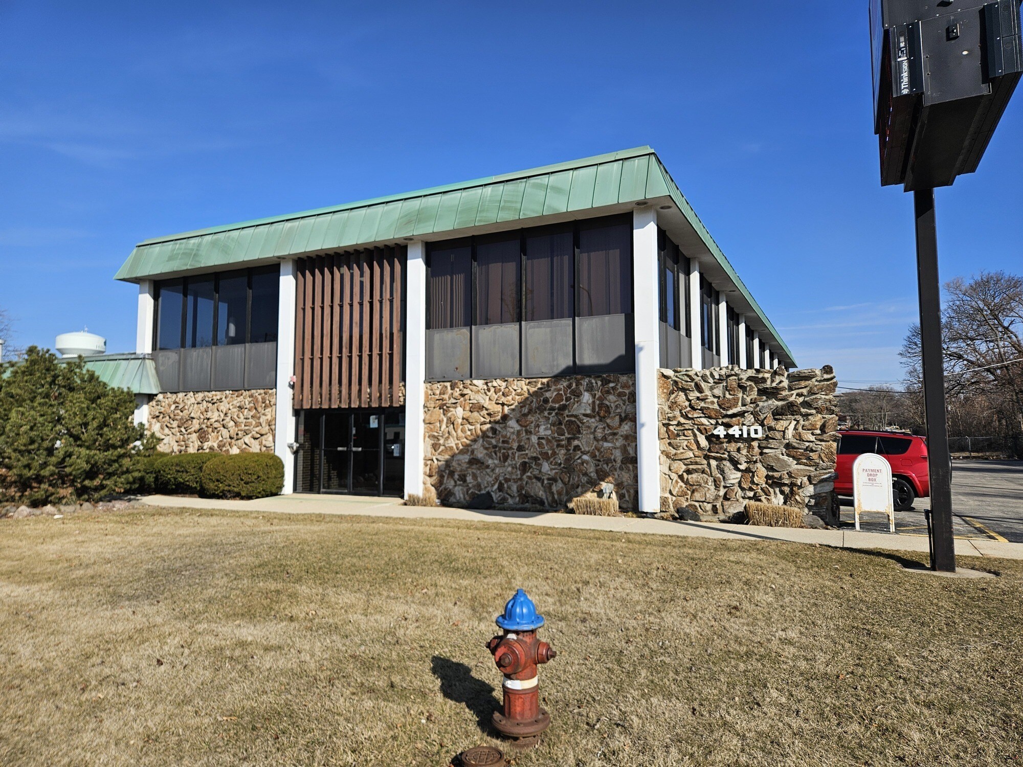 4410-4414 Roosevelt Rd, Hillside, IL à louer Photo du bâtiment- Image 1 de 14