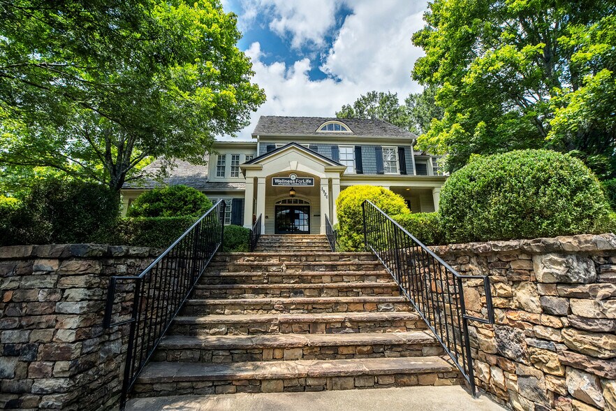 5920 Odell St, Cumming, GA à vendre - Photo du bâtiment - Image 1 de 10