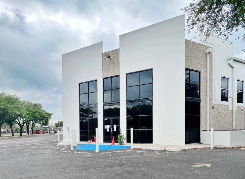 1124 Blalock Rd, Houston, TX for lease - Building Photo - Image 3 of 31