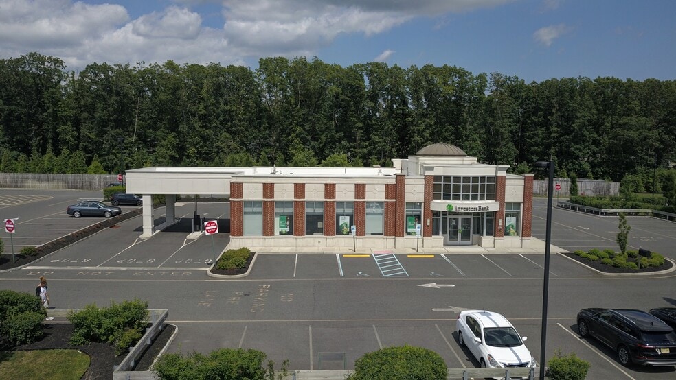 4255 US Highway 9, Howell, NJ for lease - Building Photo - Image 1 of 5
