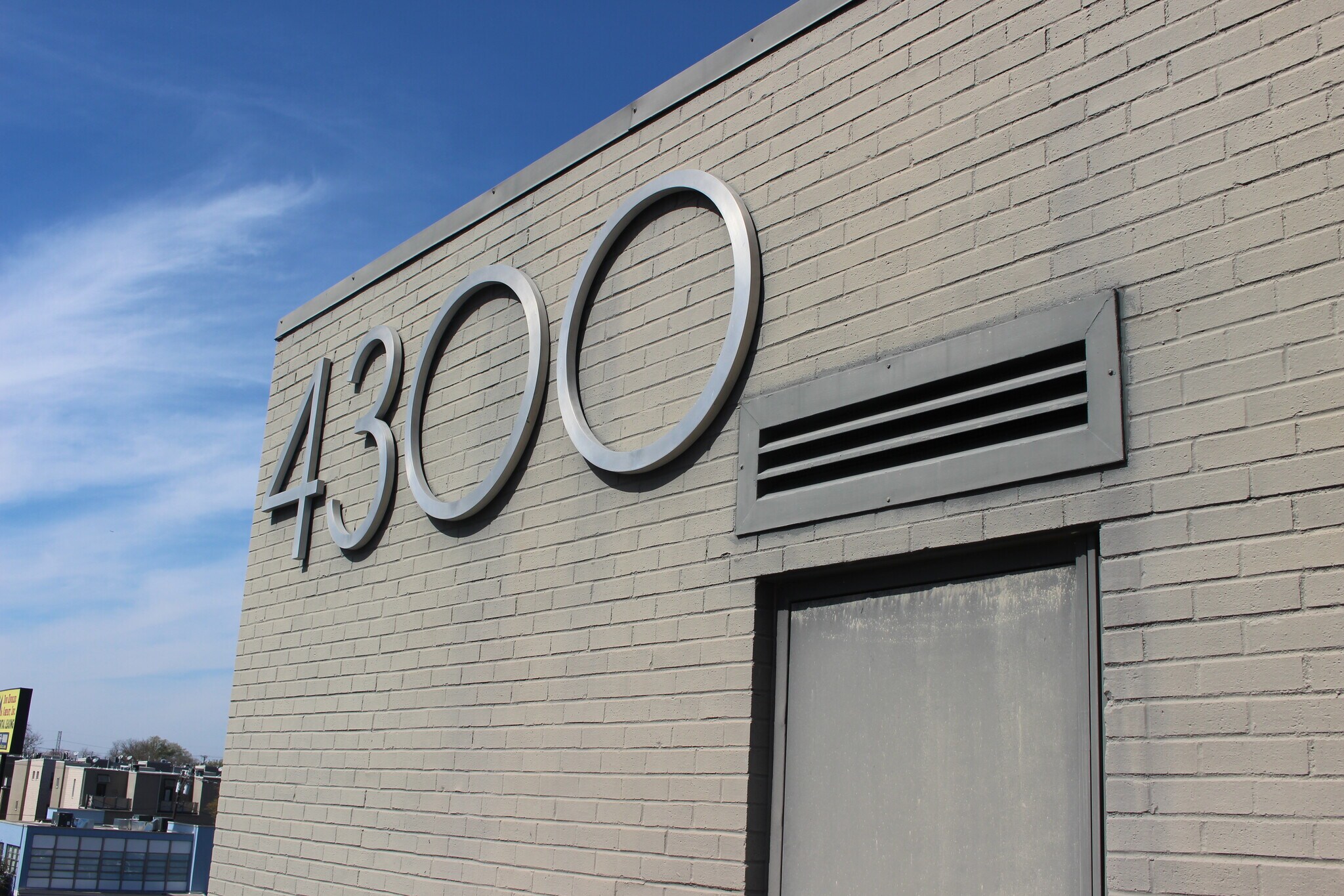 4300 N Central Expy, Dallas, TX à louer Photo principale- Image 1 de 7