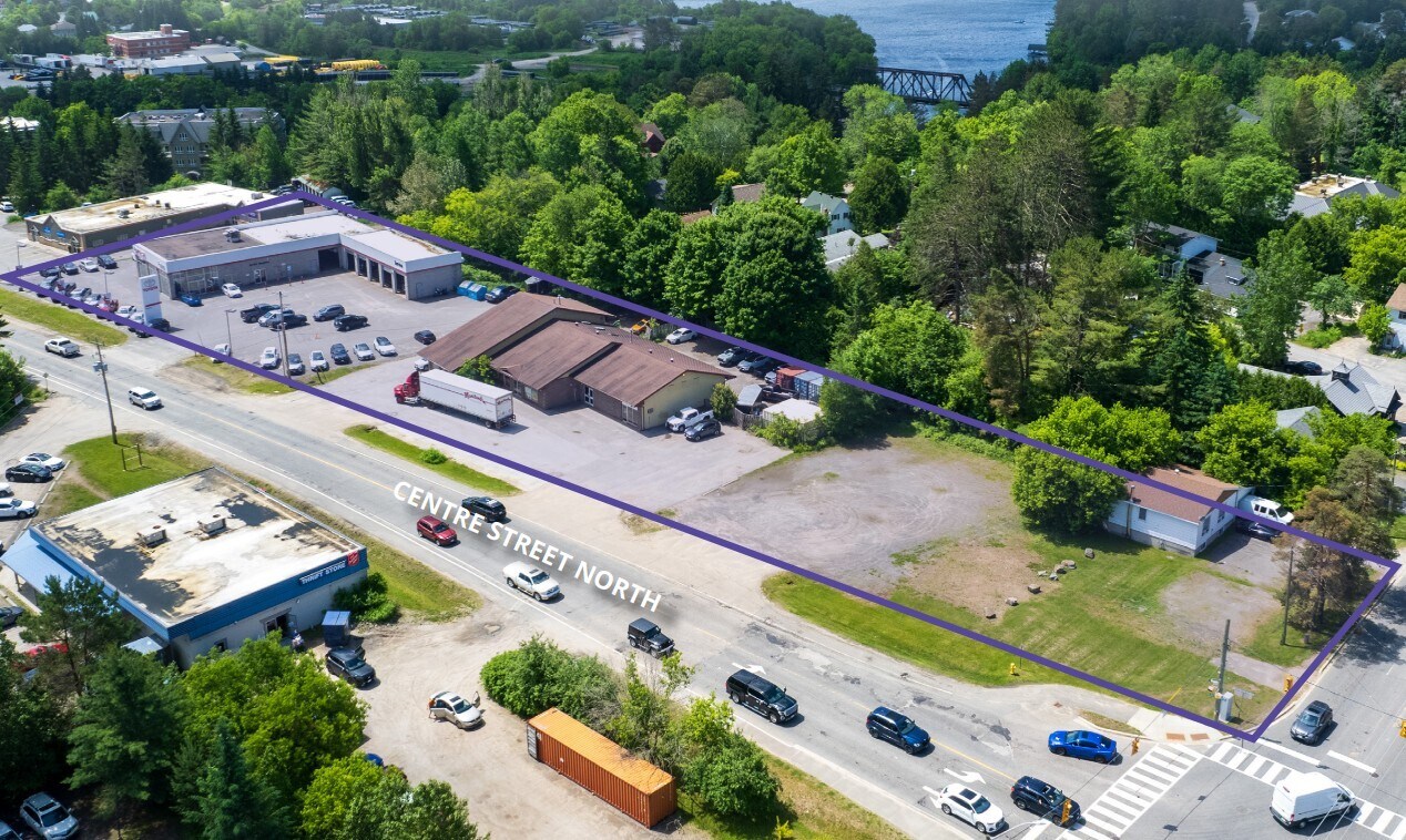69 Centre St N, Huntsville, ON for sale Primary Photo- Image 1 of 1
