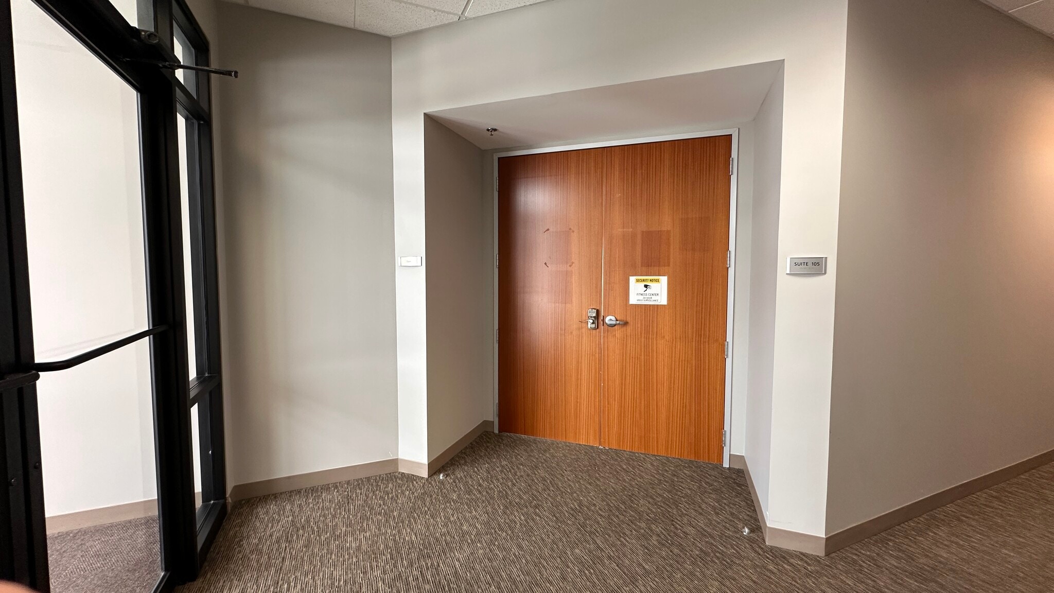 3200 W Higgins Rd, Hoffman Estates, IL for lease Interior Photo- Image 1 of 11