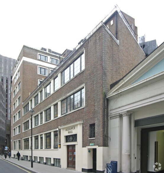 12 Caxton St, Londres à louer - Photo du bâtiment - Image 2 de 5