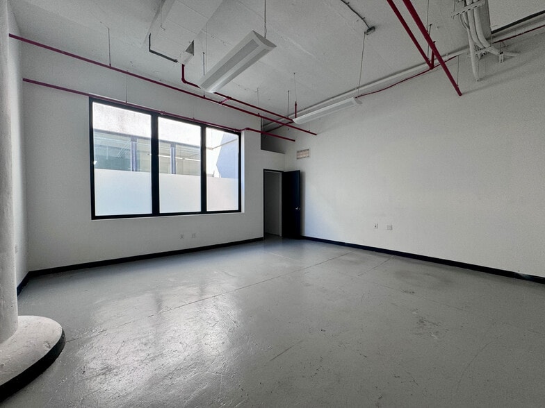 1000 Dean St, Brooklyn, NY for lease - Building Photo - Image 3 of 26