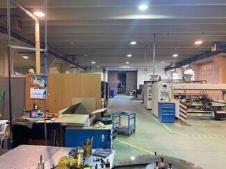 Plus de détails pour Industriel à vendre