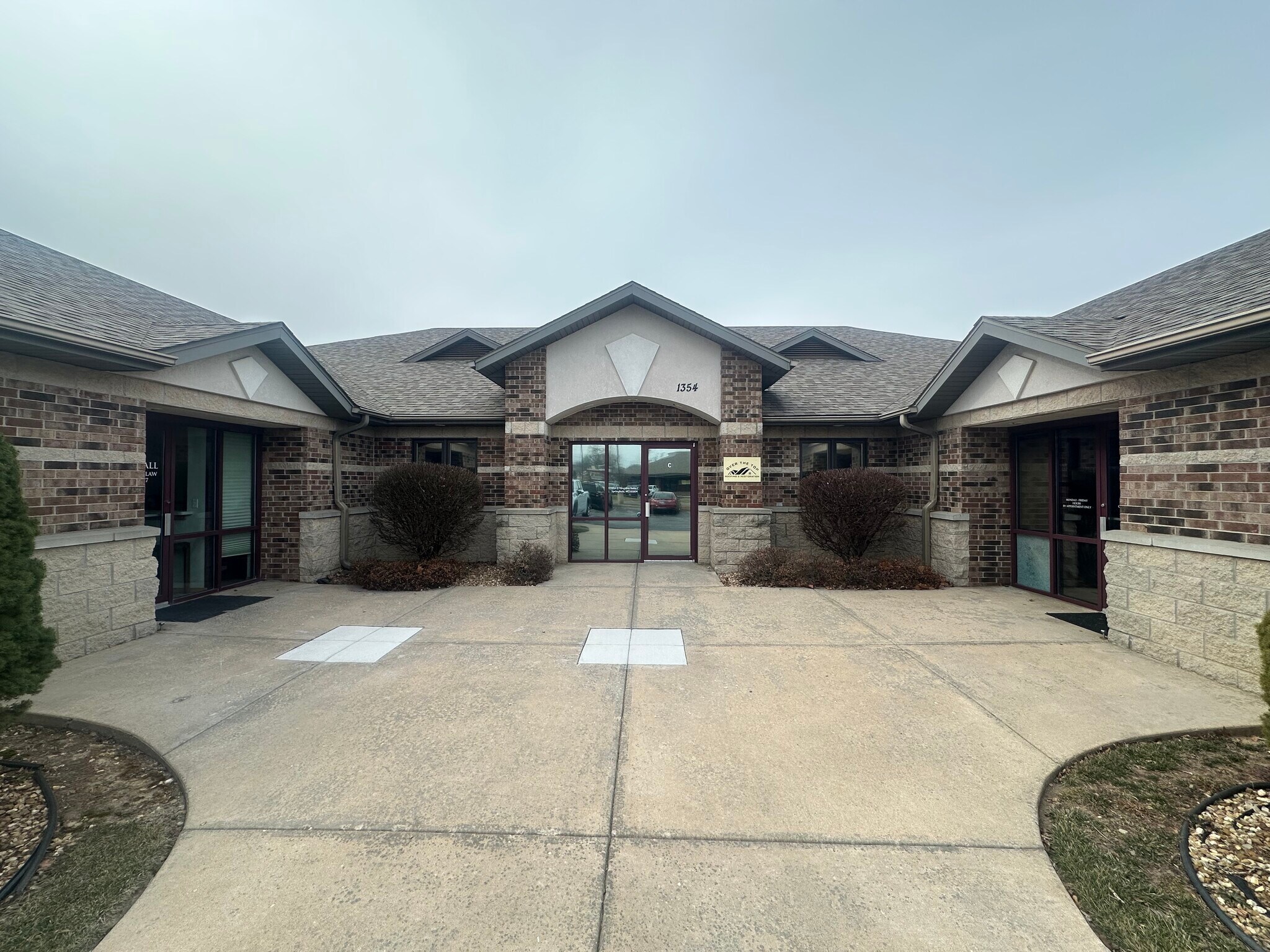 1354 E Kingsley St, Springfield, MO for lease Primary Photo- Image 1 of 2