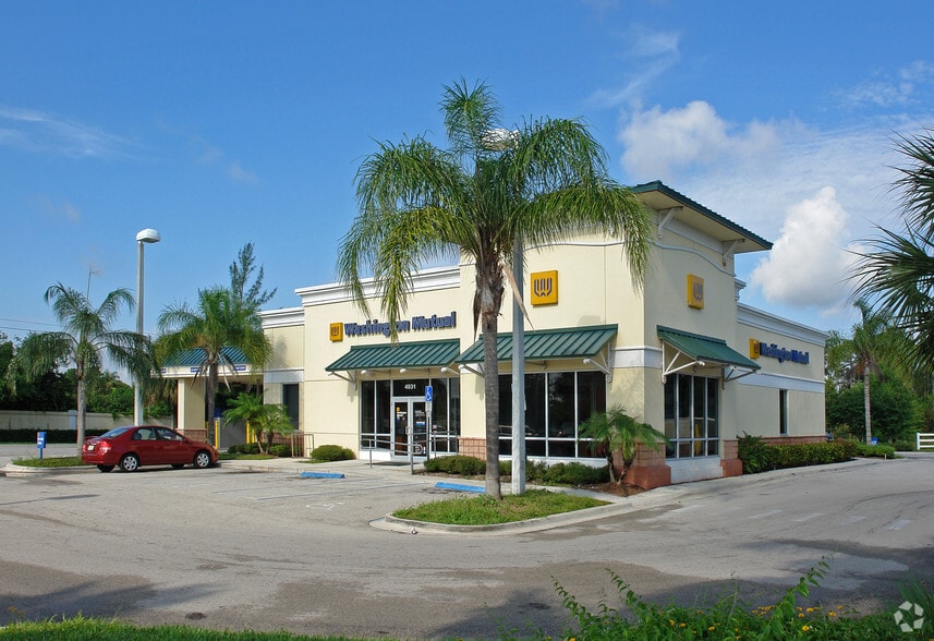 4931 S Military Trl, Green Acres, FL for sale - Building Photo - Image 2 of 33