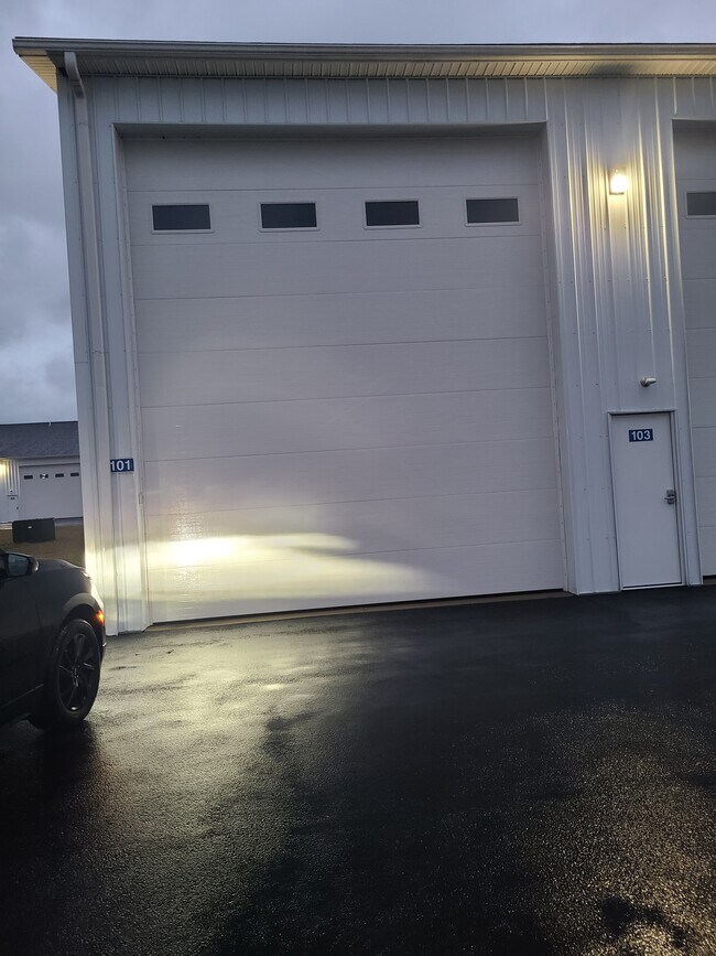 More details for 780 SE Catawba Rd, Port Clinton, OH - Flex for Lease