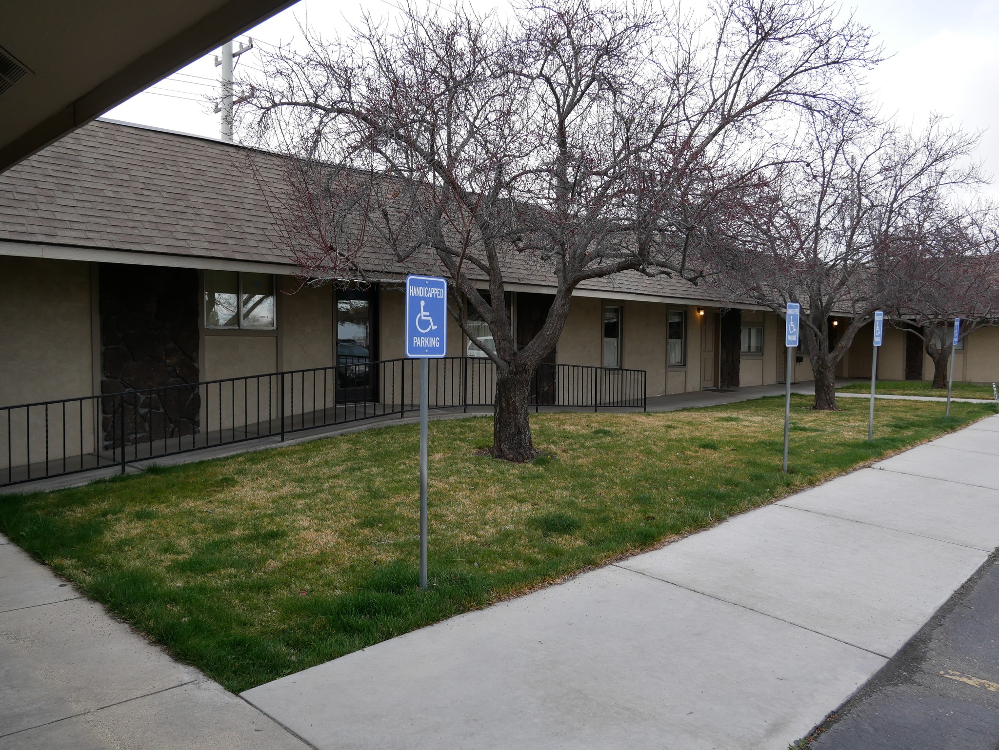 40 W Franklin Rd, Meridian, ID for sale Primary Photo- Image 1 of 1