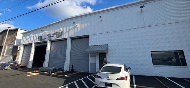 Plus de détails pour 1000 Gregg St, Carnegie, PA - Bureau, Industriel à louer