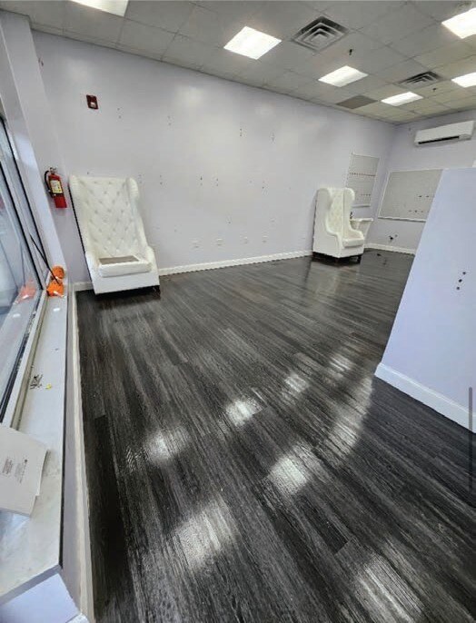 21 Mill St, Paterson, NJ for lease Interior Photo- Image 1 of 4