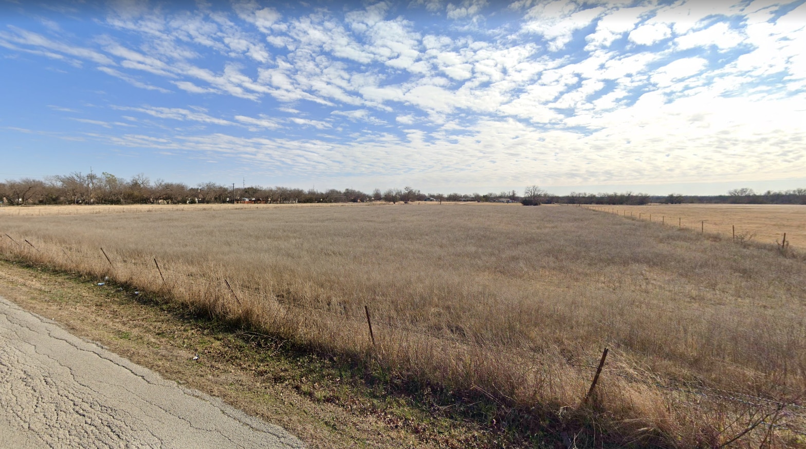 2020-2022 Duck Creek Rd, Sanger, TX for sale Building Photo- Image 1 of 3