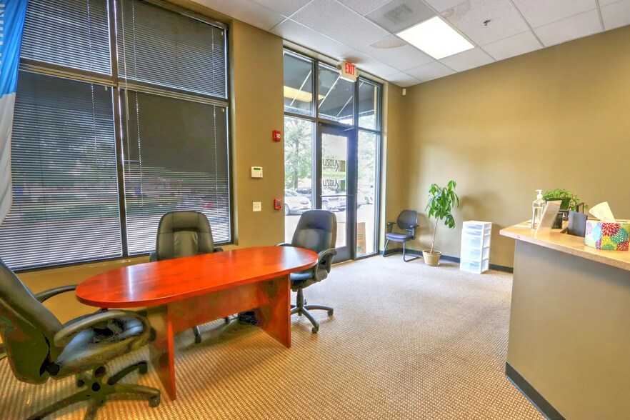 1221 Bower Pky, Columbia, SC for lease - Interior Photo - Image 2 of 6